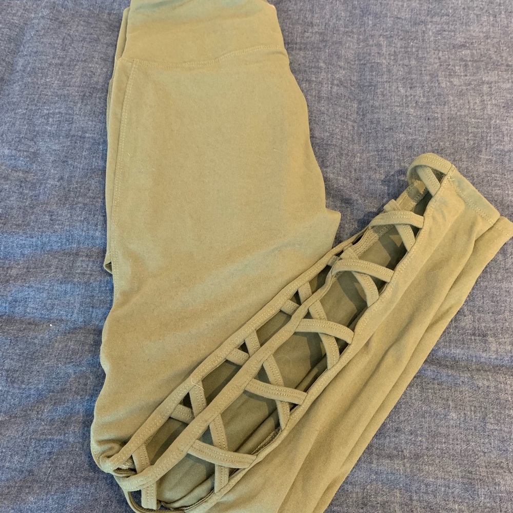 Balance collection leggings SOLD